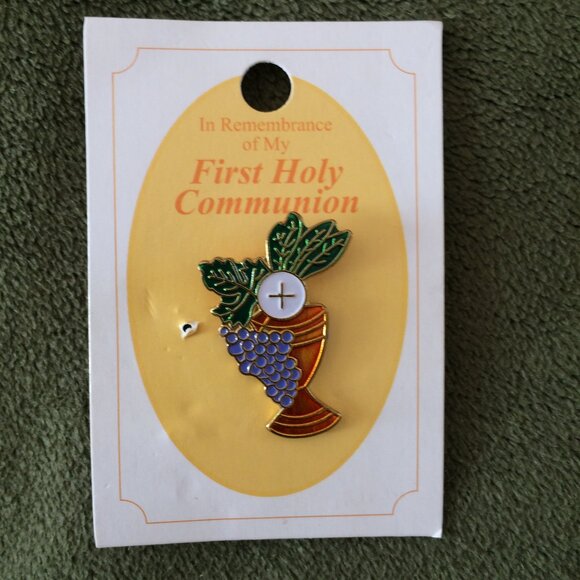 My First Communion Mass Book Set (Boys) - Picture 8 of 16